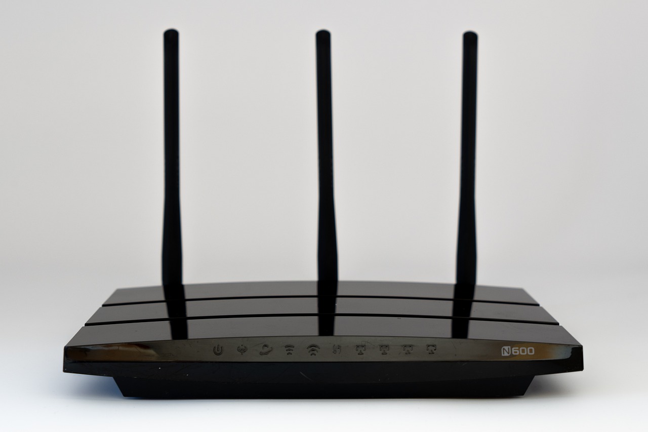 Wi-Fi router providing a stable connection for 918Kiss